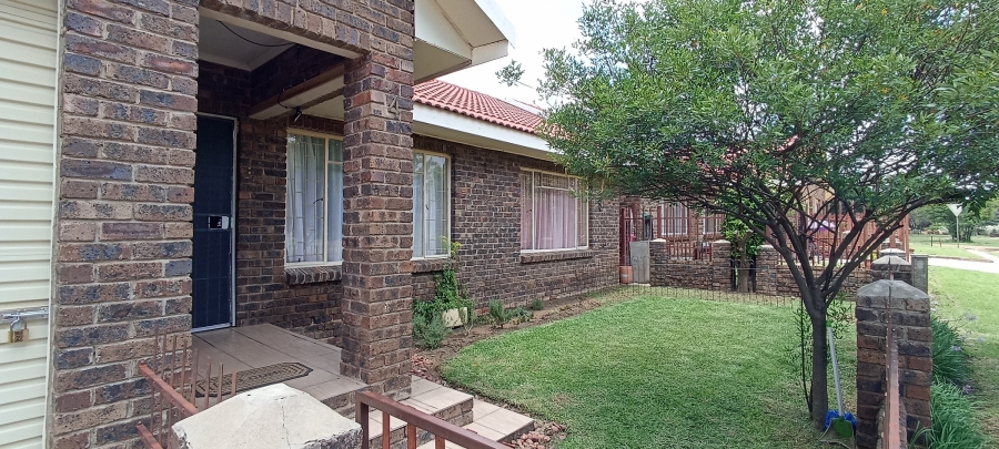 2 Bedroom Property for Sale in Vredefort Free State